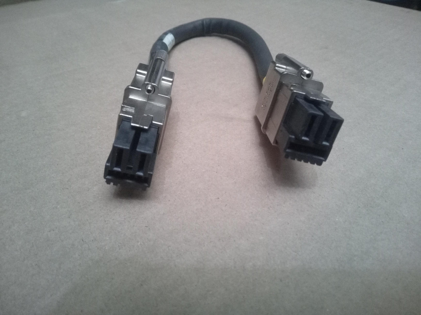 Cisco Catalyst 37-1122-01 0.3M Stack Power Cable – Refurb