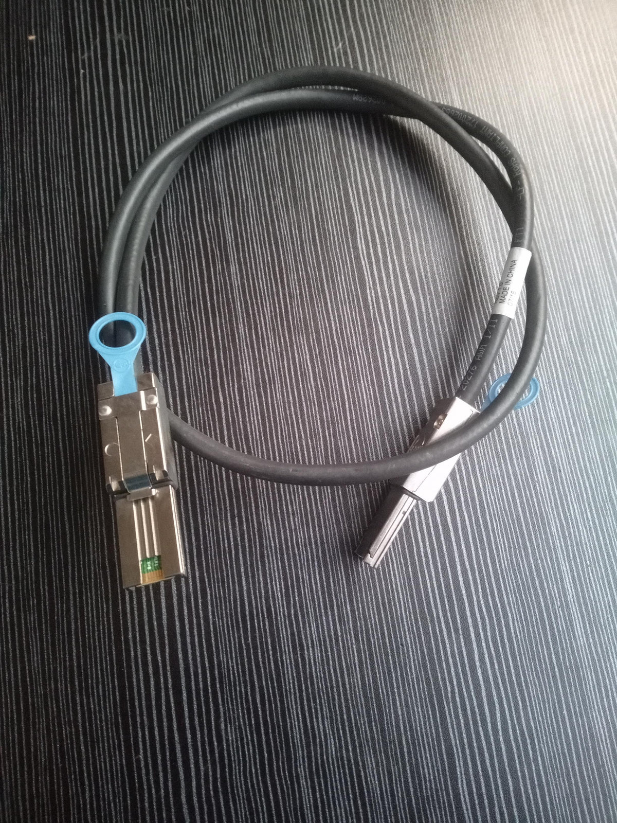 Supermicro CBL-0166L 1m External SAS SFF-8088 to SFF-8088 Cable – Used