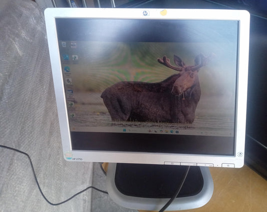 HP L1750 17 Inch LCD Monitor – VGA & DVI – No Power Cable – Used