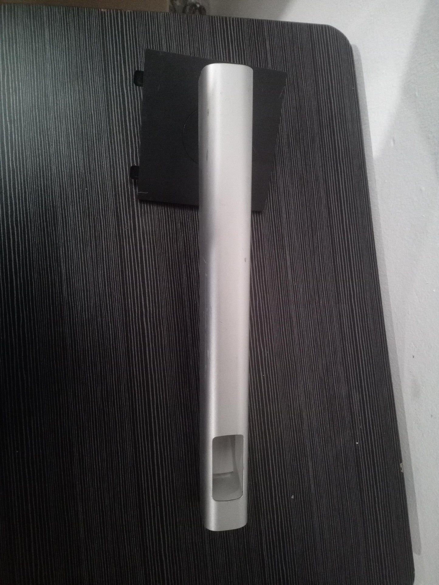 Dell 06J5JM Monitor Stand Neck for P2422H & P2422HE – No Base – Pre-Owned