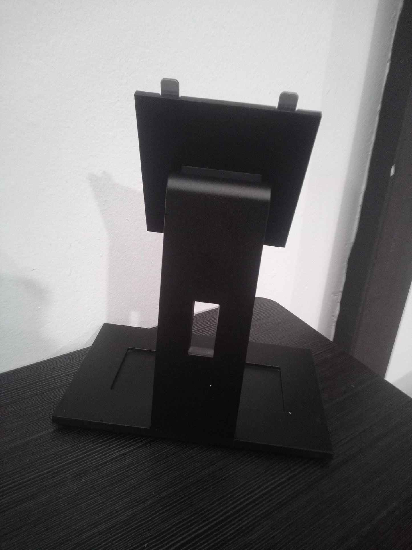 Dell E1909WF Monitor Stand – Pre-Owned