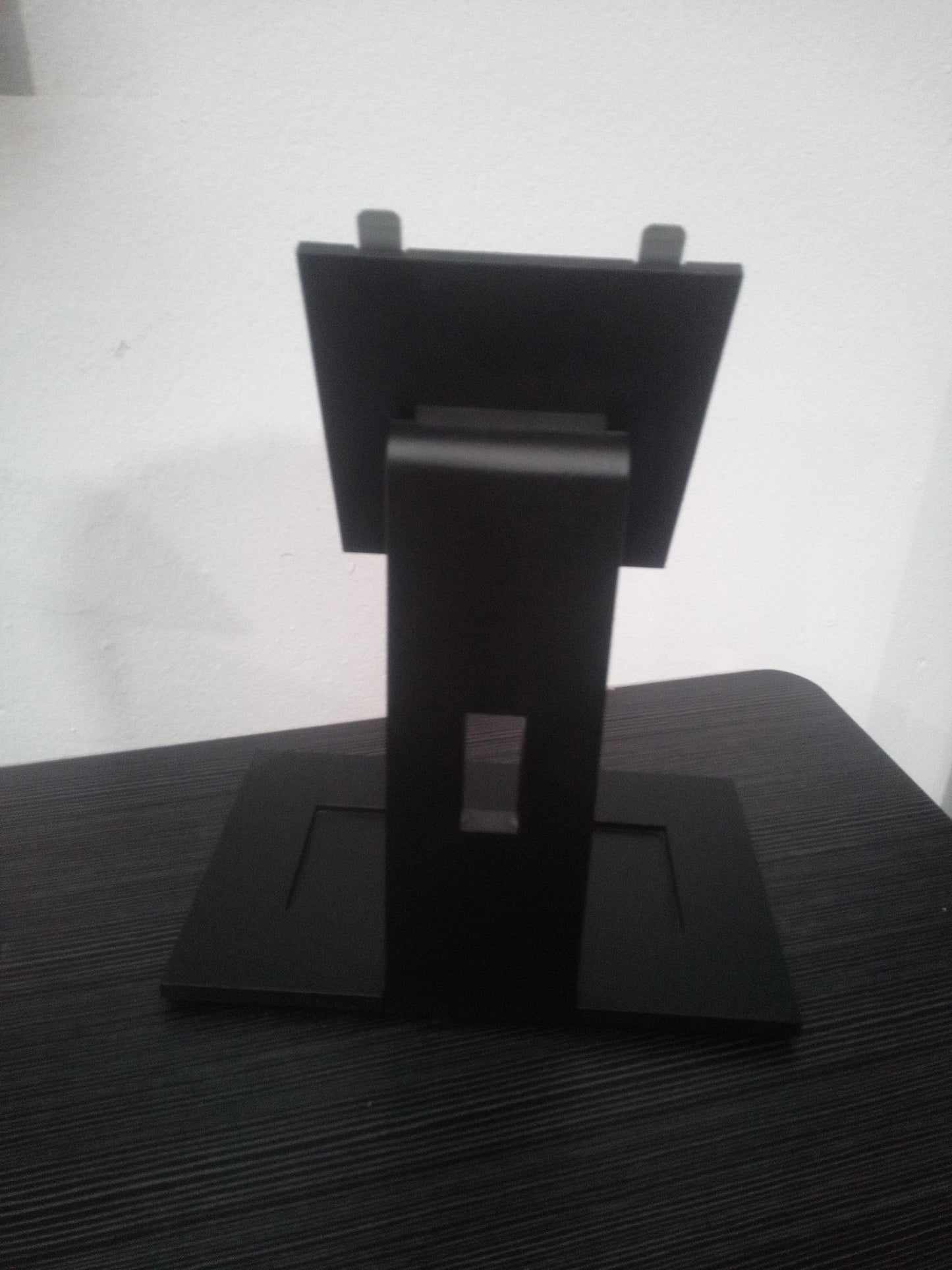 Lenovo 760.A0V03.0001 Monitor Stand – No Base – Pre-Owned