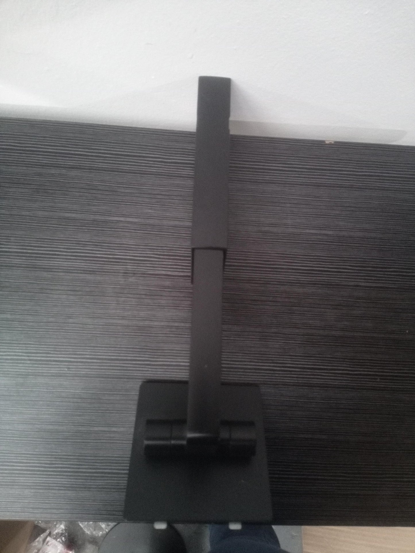 Lenovo 760.A0V03.0001 Monitor Stand – No Base – Pre-Owned
