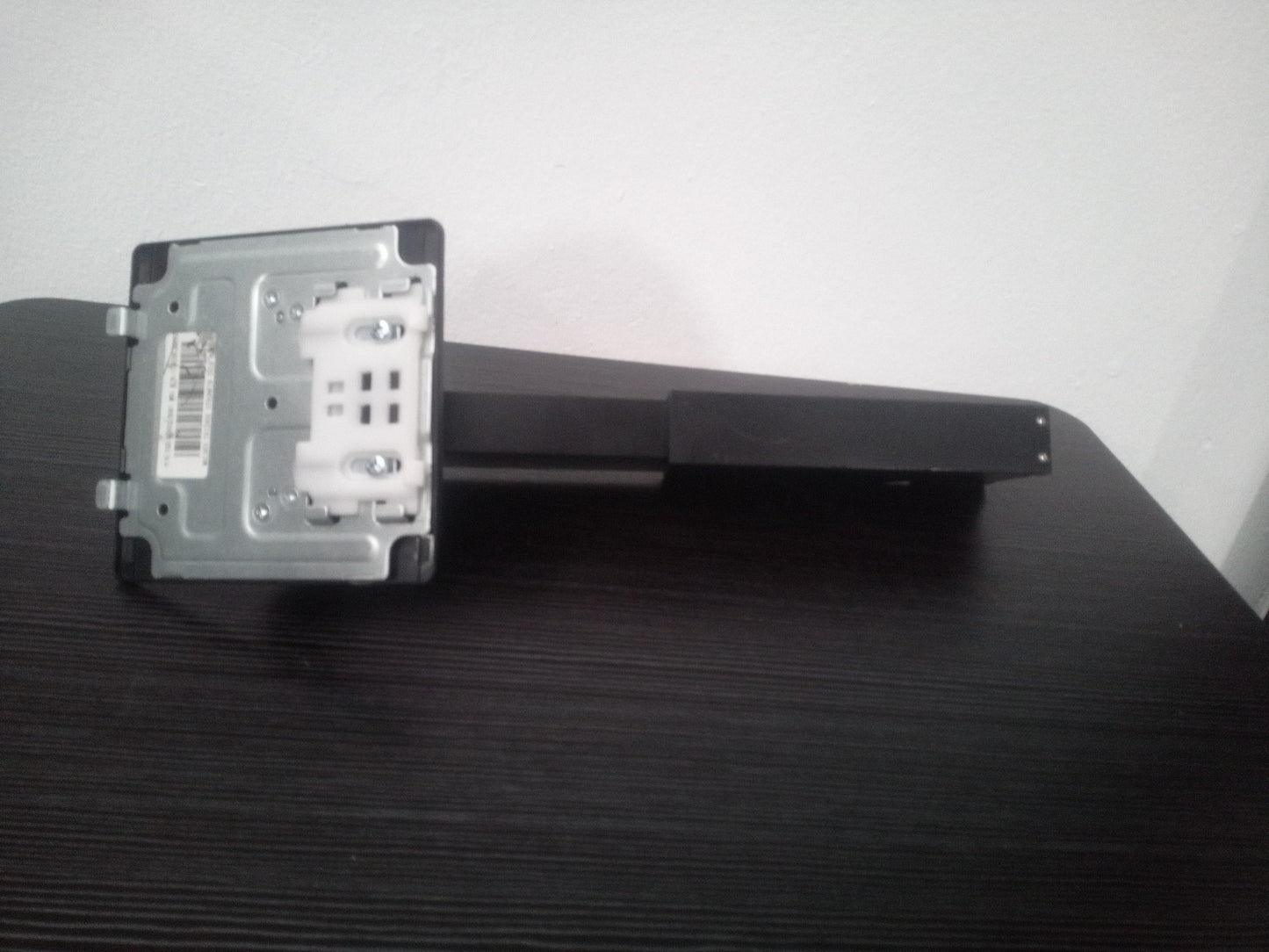 Lenovo 760.A0V03.0001 Monitor Stand – No Base – Pre-Owned