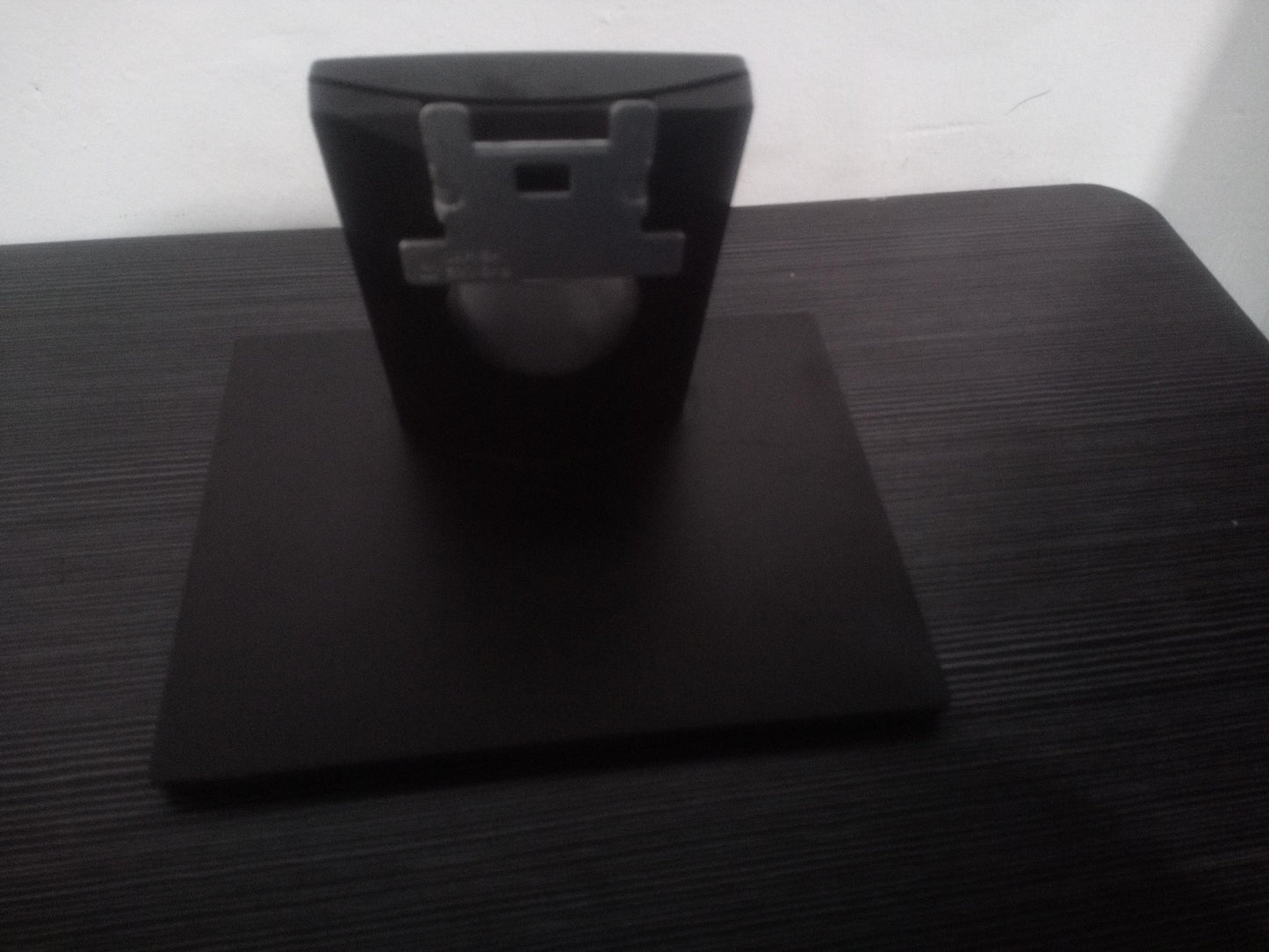 Dell E2016HB Monitor Stand – Pre-Owned