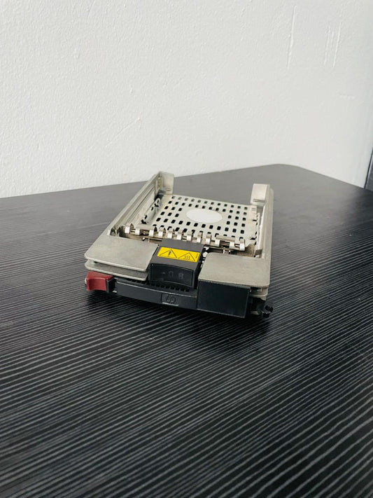 HP 349471-003 Compaq 3.5 Inch SCSI Hot Plug Hot-Swap Tray Caddy – Pre-Owned