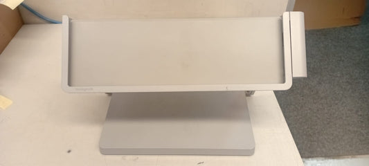 Kensington SD7000 Surface Pro Docking Station only - Pre - Owned