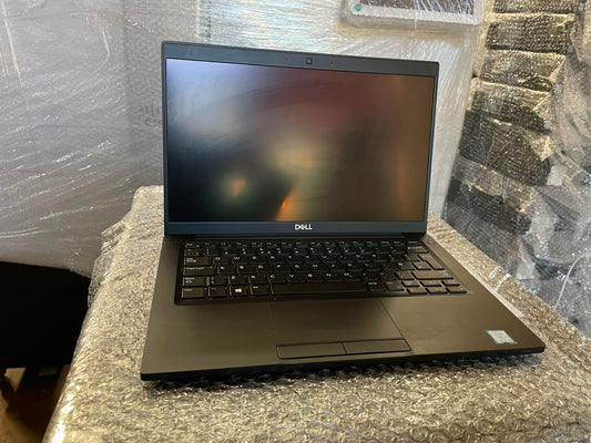Dell Latitude 7390 13.3 Inch Administrative Laptop – i5 8350U – 8GB DDR4 – 256GB SSD – Win11Pro – Battery Health 58% – No Adapter - Used