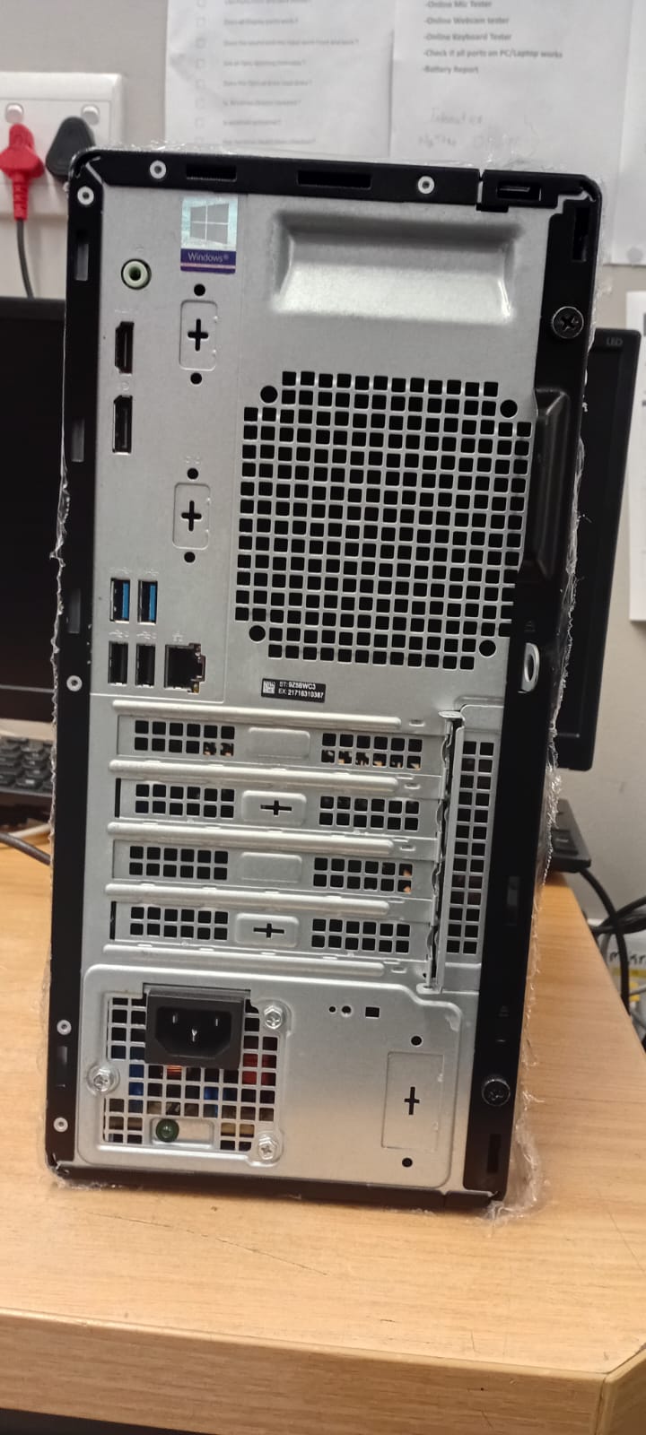 Dell OptiPlex 3080 MT Desktop – i5 10500 – 8GB DDR4 – 256GB NVMe SSD – 1 Non-Functional USB Port – Used