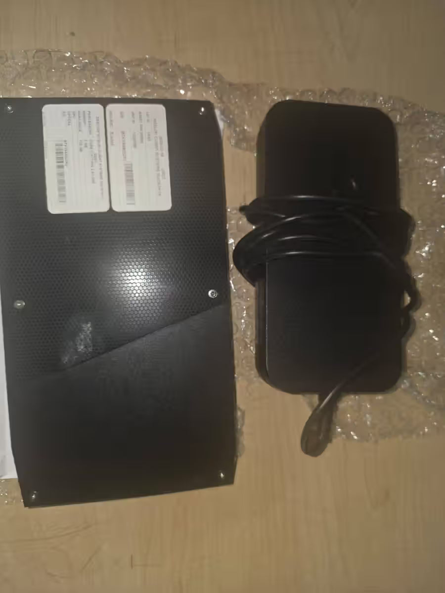 Intel NUC6i7KYK Mini Desktop – i7 6770HQ – 8GB DDR4 – 128GB SSD – No OS – Used